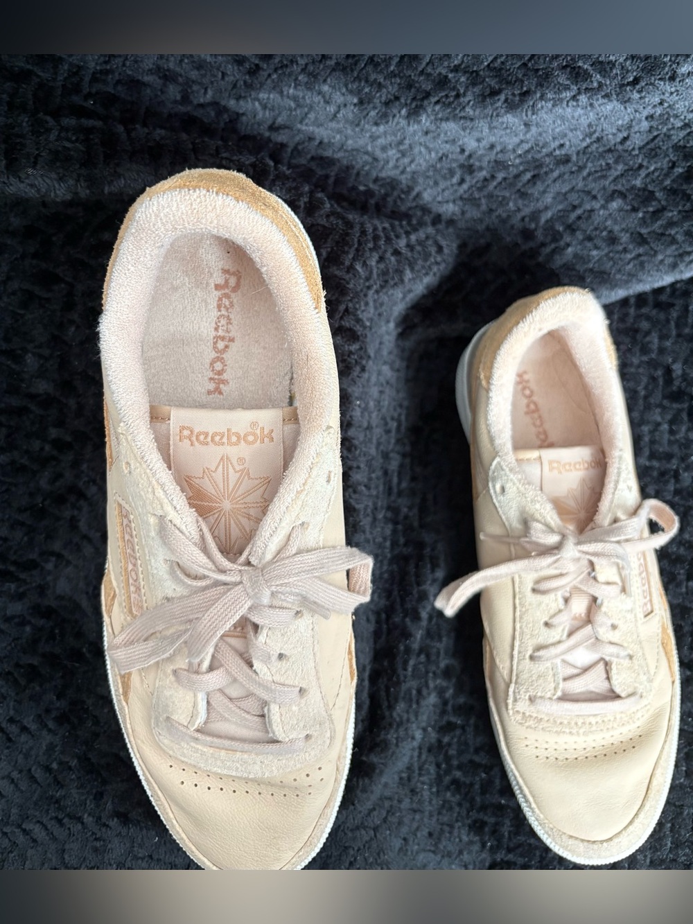 Reebok Women's Low-Top Sneakers in Blush Tan - Picture 2 of 9